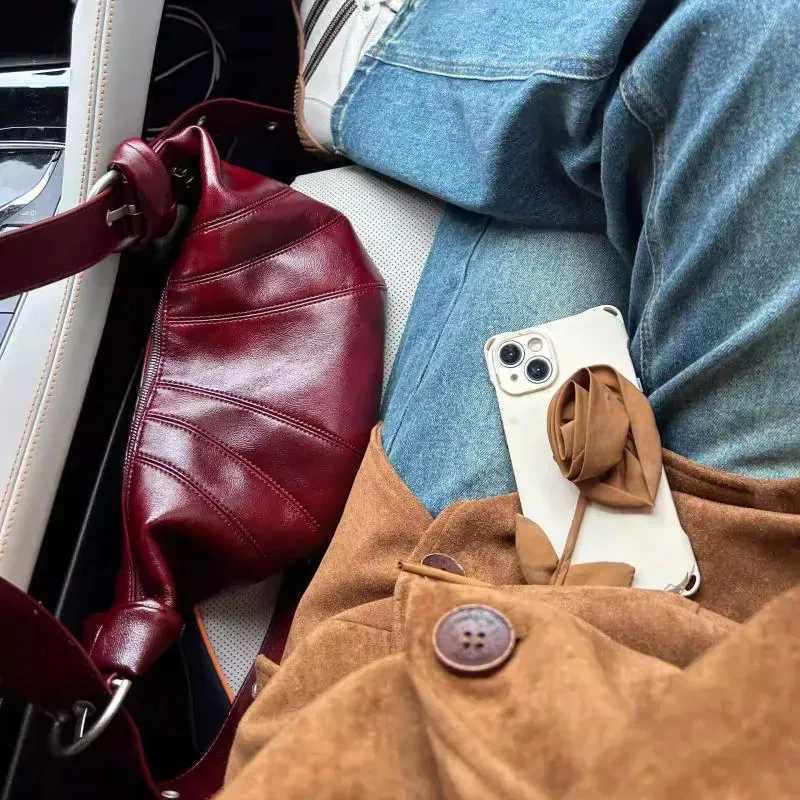 Burgundy Croissant Shoe Bags for Wen Vintage Solid Color Crescent Cross Bag New Luxury Designer Handbag Y241225