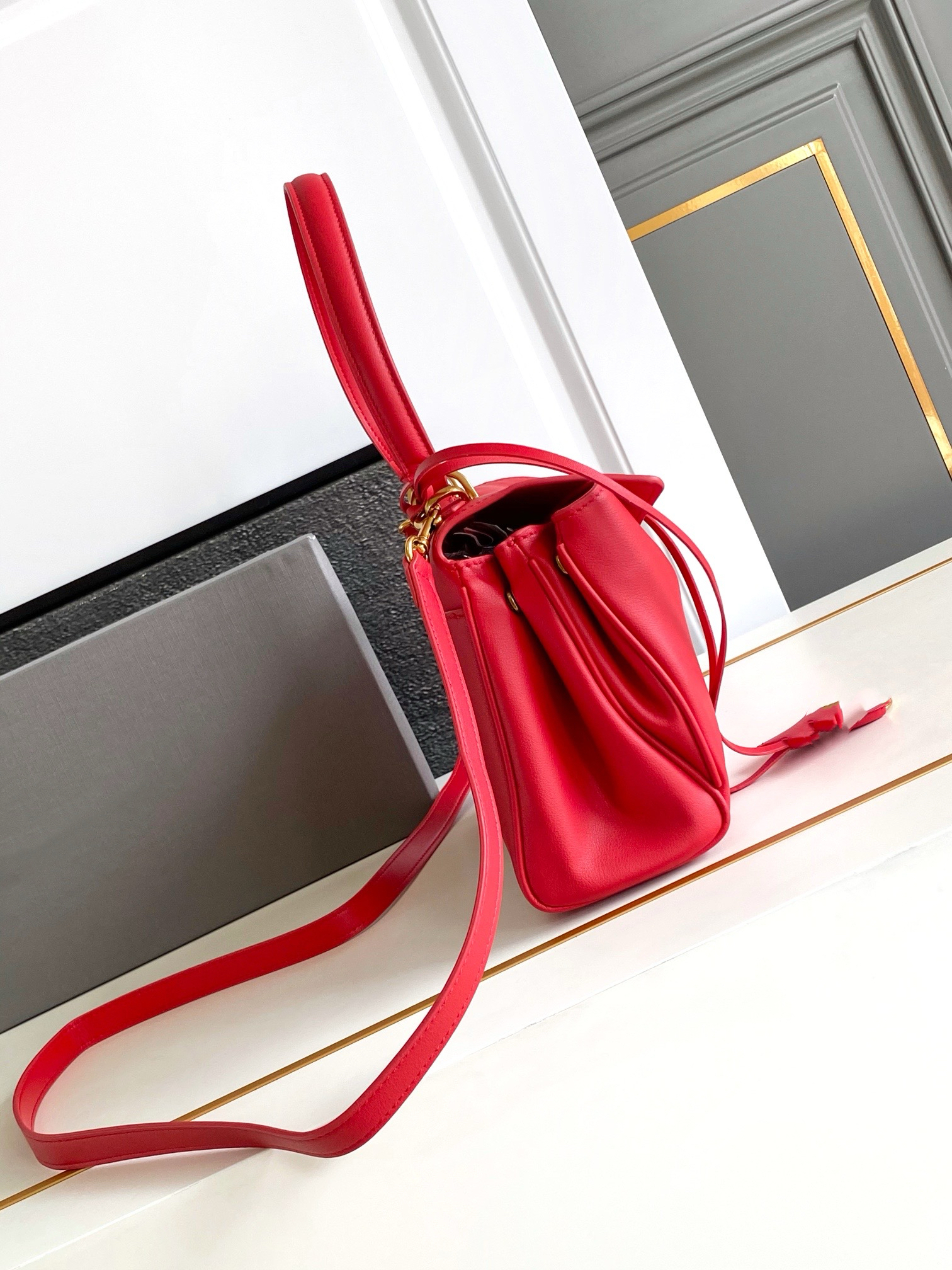 Leather Dumplings bag Luxe Calfskin Handbag Designer bag Cowhide Wide Strap Tote bag Women Paris High-end women