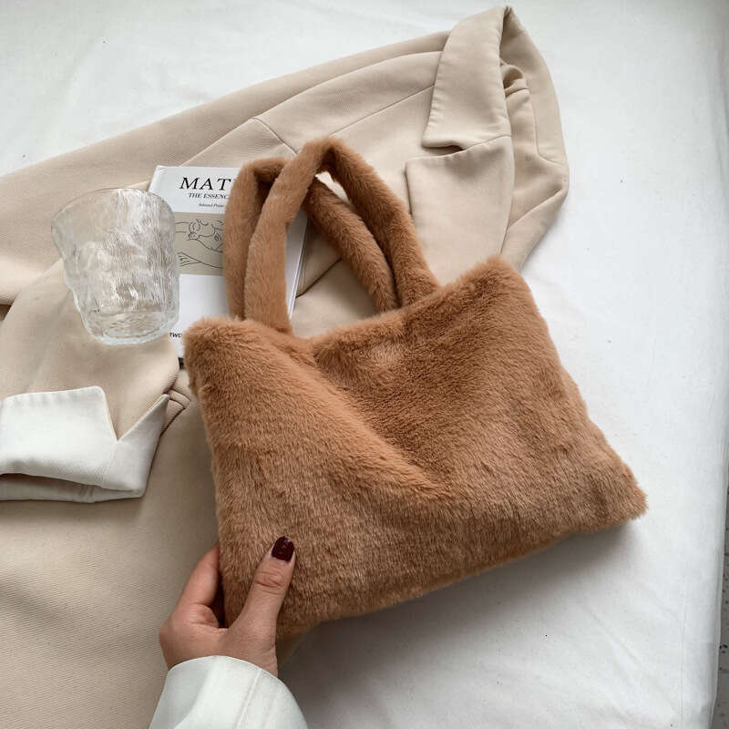 Internet Celebrity Autumn And Winter Fur Shoulder New Trendy Korean Version Western-Style Crossbody Small Square Women's Bag