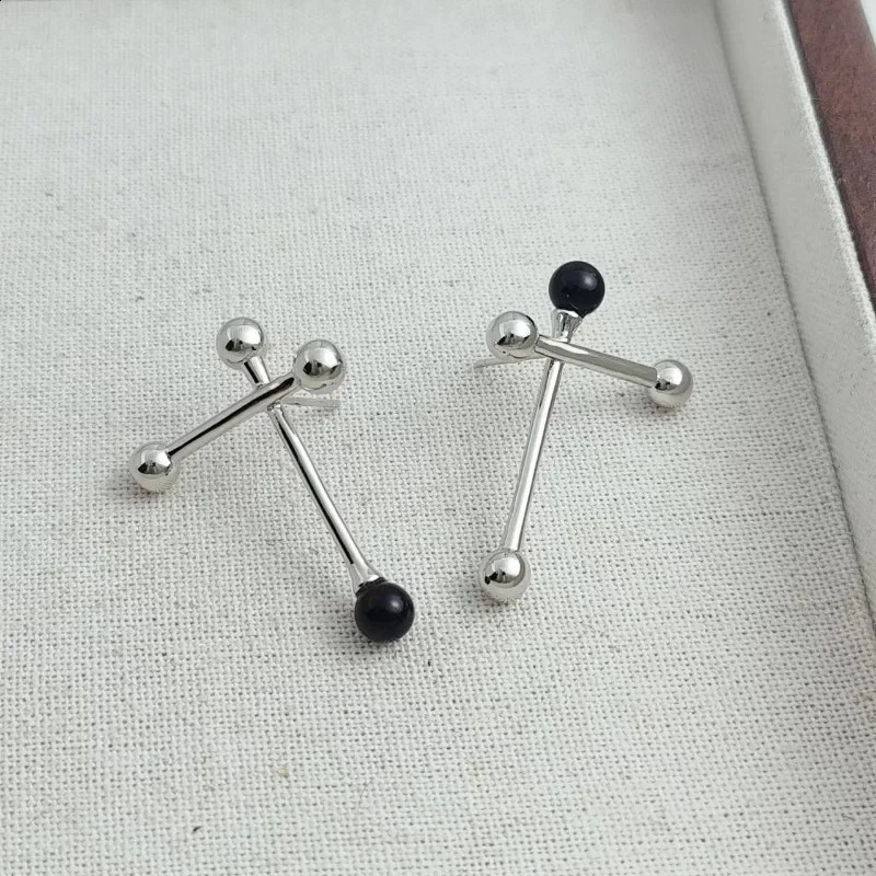 Asymmetrical Personalized High-end Womens Earrings Korean Fashion Charm Jewelry Earrings for Women 241226