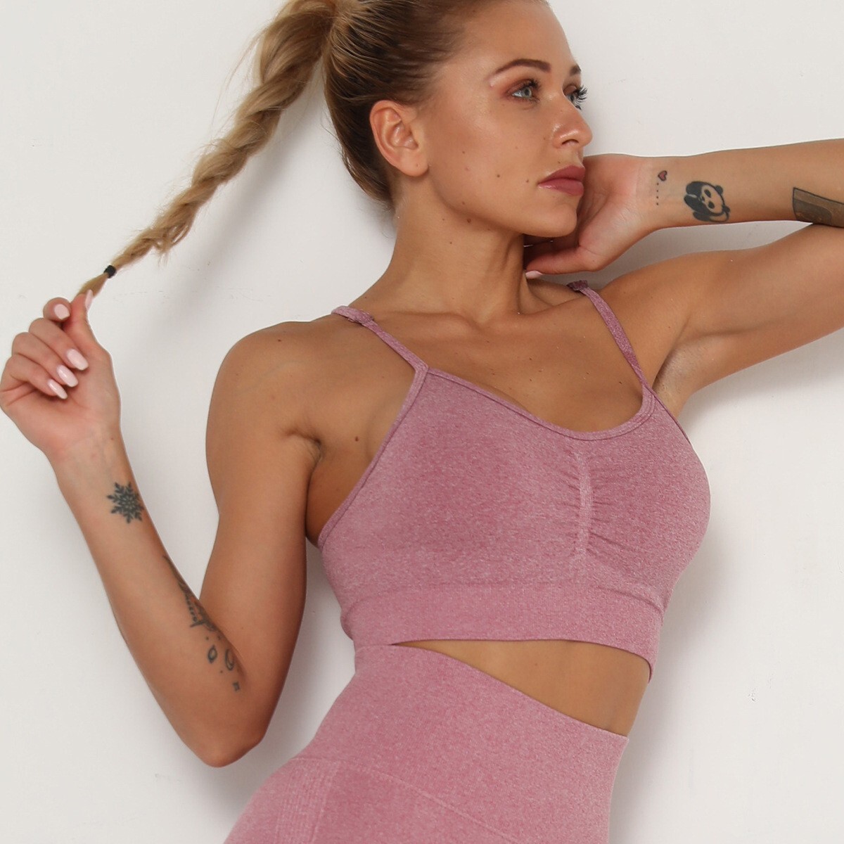 Women Seamless Yoga Breathable Sports Underwear Fiess Gym Crop Brassiere Push Up Sport Bra Workout Top