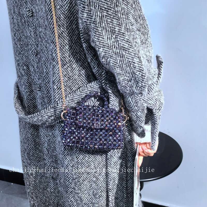 New urban minimalist handmade woven handbag with adjustable chain crossbody bag, banquet fashion crystal