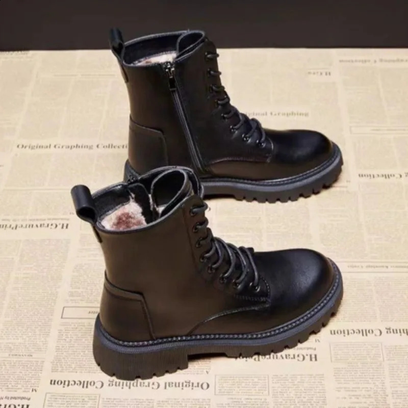 Winter Womens Plus Cotton Shoes Fashion Lace Up Platform Shoes for Women Sneakers Outdoor Keep Warm Womens Casual Ankle Boots 241226