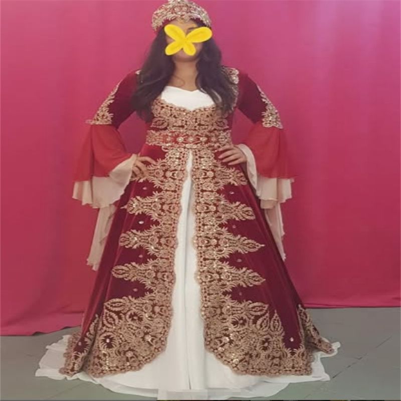Luxury Red Moroccan Evening Dress 2025 Middle East Abaya Turkish Muslim Prom Dress Lace Formal Occasion Party Gown Vintage Long Sleeve Appliques Engag