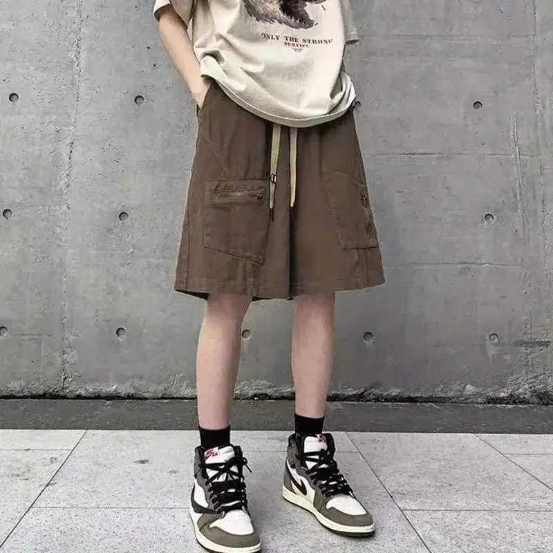 Korean style multi pocket cargo shorts men summer y2k trendy loose and versatile mid pants retro personality casual sports pants W241226