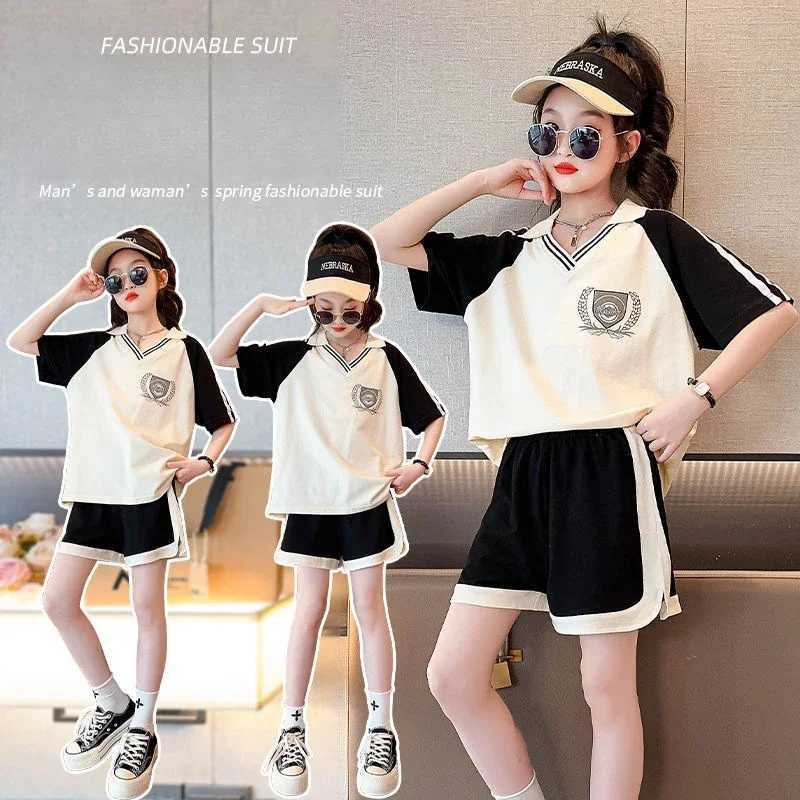 Clothing Sets Summer Clothes Set for Children Girls Fashion V Neck T-shirts and Shorts 2pcs Suit Teenage Lapel Top Bottom Outfits TracksuitsY241225MRQ