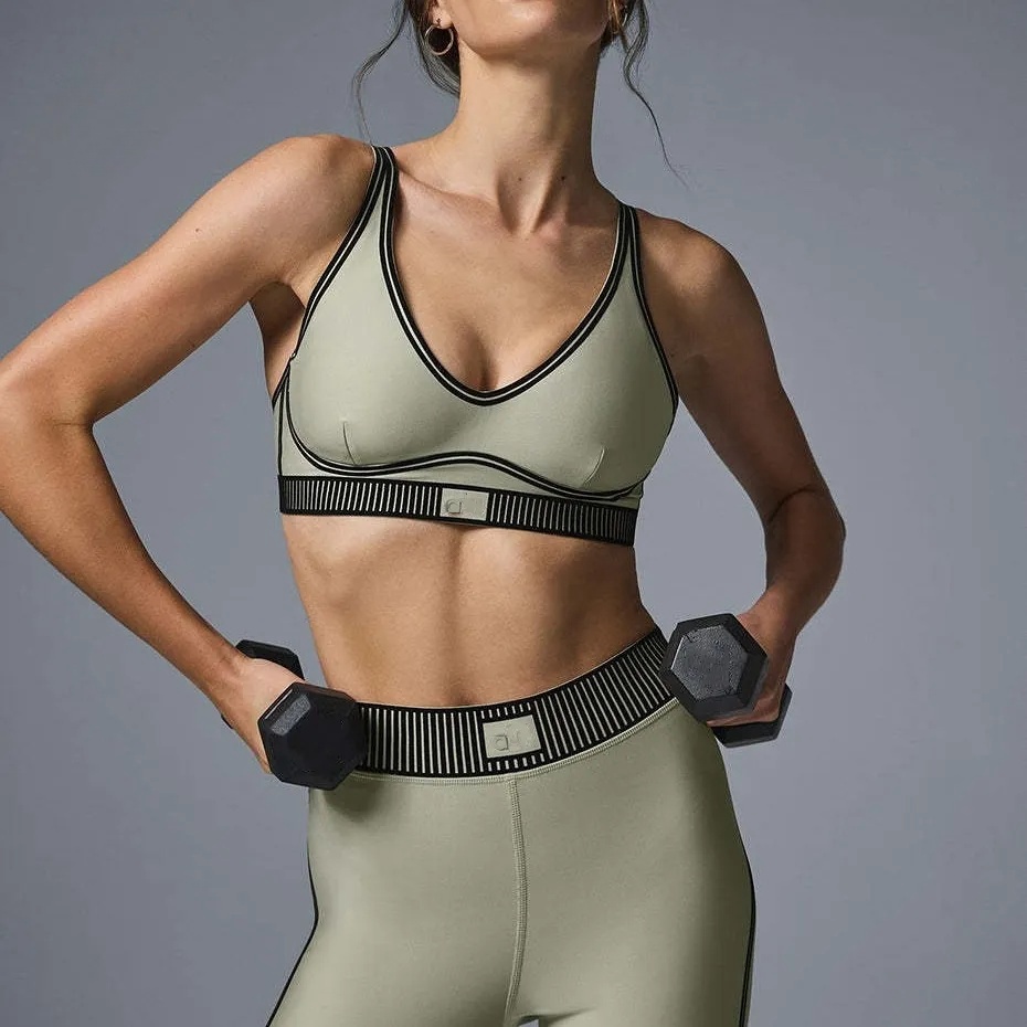 5A High Quqlity A Yoga Set Seamless Tops Sports Heart Throb Bra+Leggings High End White Striped Low Back Dance Yoga Outfits Running Fitness Gym Pilates Muse Suit