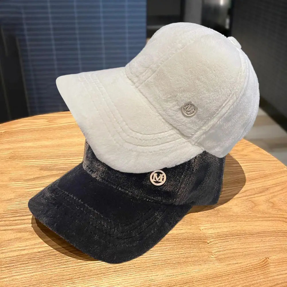Peaked Cap Solid Color Winter Baseball Cap Hip-hop Style Baseball Hat 241226