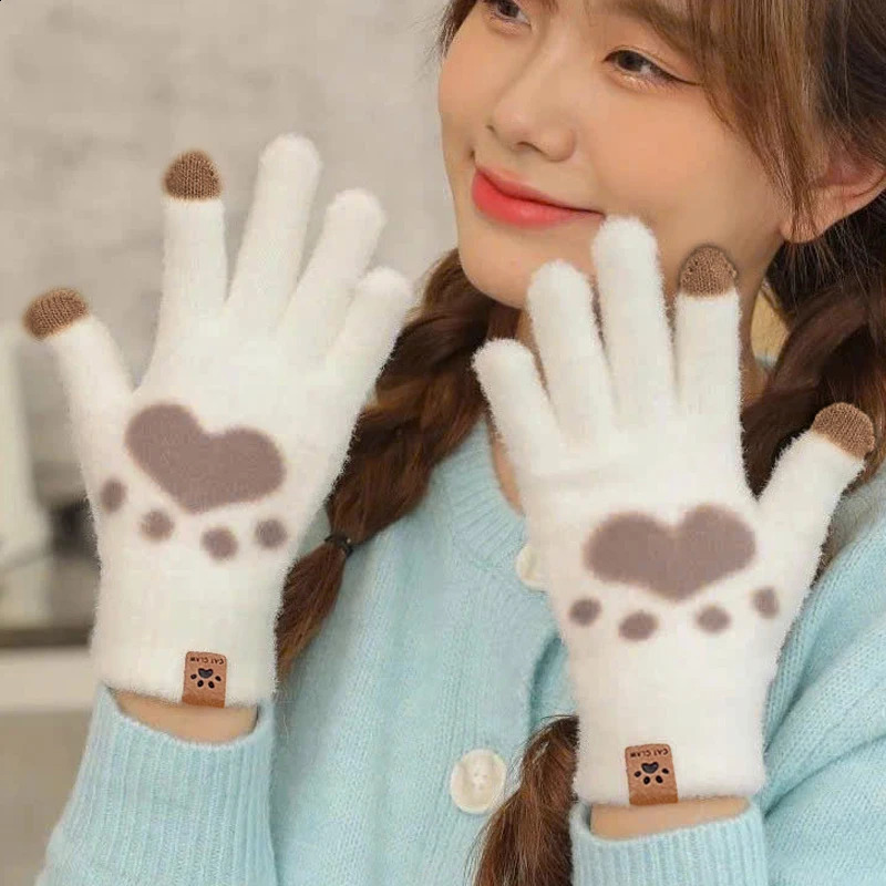 Fashionable Winter Warm And Cute Smiling Face With Thick Knitted Yarn Gloves 241226