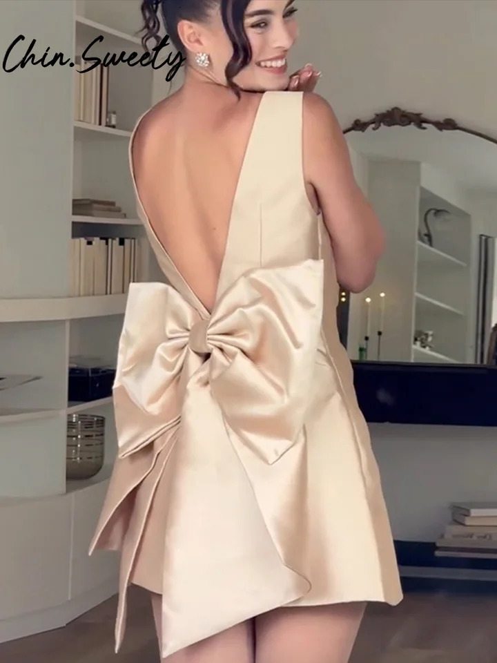 Christmas Big Bow Women Short Dress Sexy Sleeveless Backless Zippers Female Dresses 2025 Spring Party Evening Lady Cocktail Robe 241223