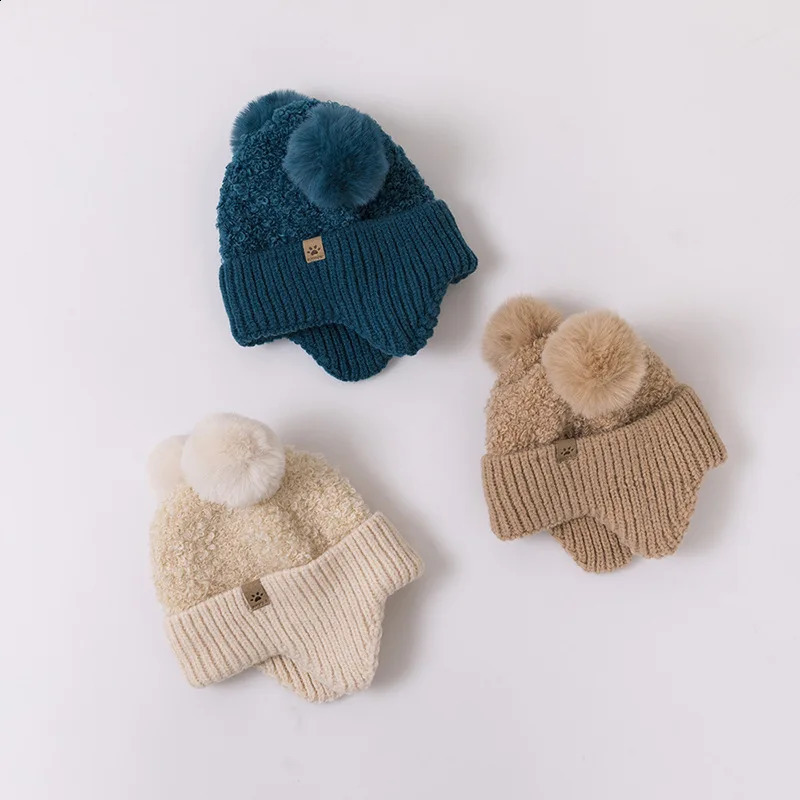 Cute Plush Ball Baby Earmuffs Cap Winter Warm Kids Ear Protection Hat Thicken Velvet Children Ski Bonnet 636M Toddler Beanies 241225