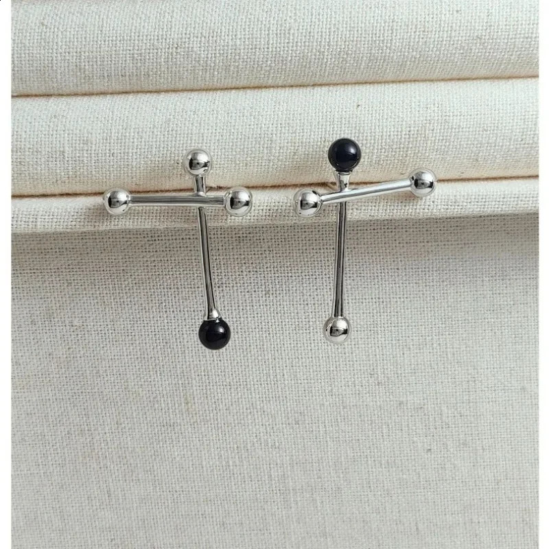 Asymmetrical Personalized High-end Womens Earrings Korean Fashion Charm Jewelry Earrings for Women 241226