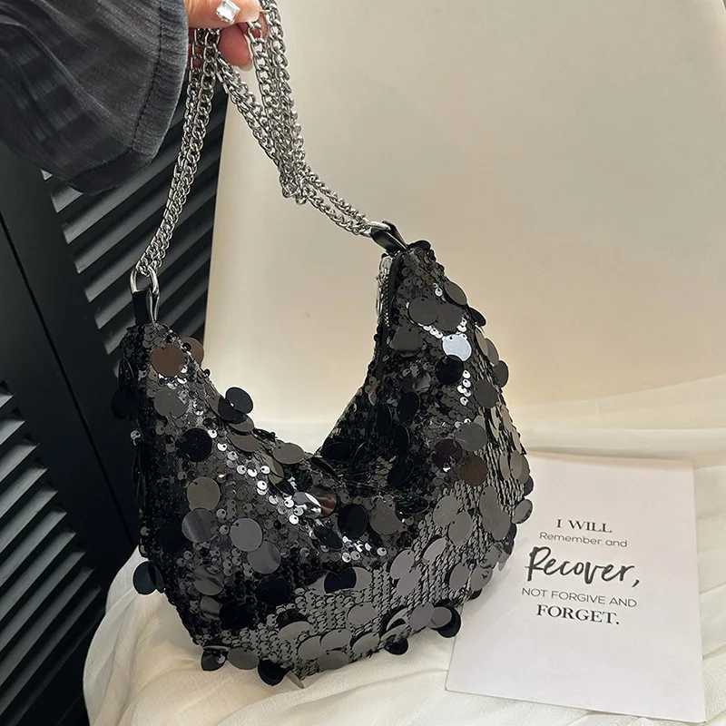 New Arrival Trendy New Sequin Dumpling Bags Classic Fashion Big Capacity Tote Handbags For Women Silver Color Chain Shoulder Bag Summer T250227