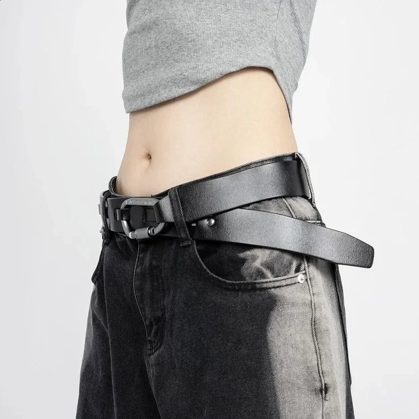 Trend Outdoor Wind Silver Grey Climbing Buckle Letter Y2k Belt Engraving Function Black Belt Mens Womens Accessories 241226