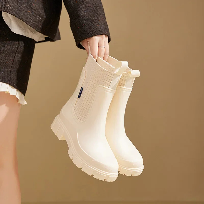 Fashion Rain Boots for Women 2025 Pvc Round Toe Non-slip Wear-resistant Mid-tube Boots Outdoors Women Waterproof Chelsea Boots 241226