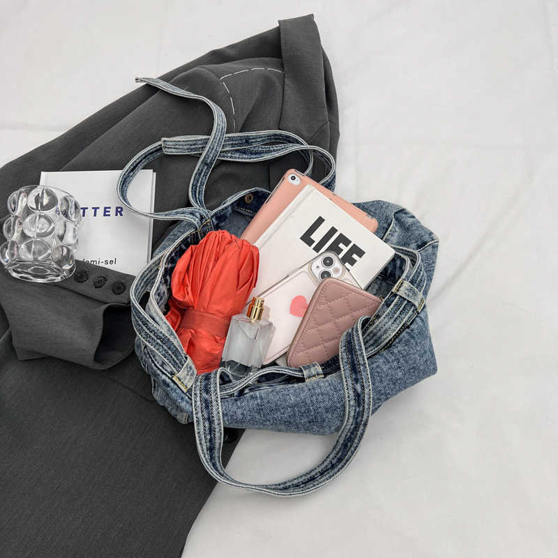 Denim Bag Fashion Embroidered Letter Shoulder Bag Double Pocket Large Capacity Women's Bag Big Tote Bag Trendy 241215