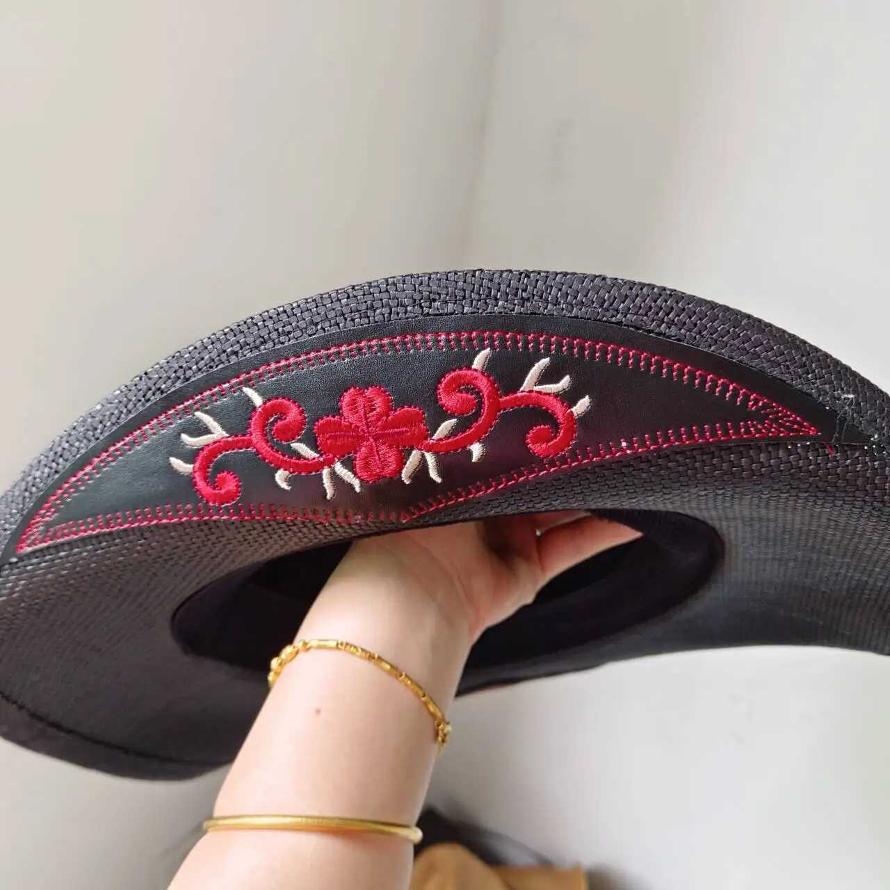 Black Thick Western Cowboy Hat Embroidered Decal 2024 Cowboy Hat Sun Hat Spring/Summer Straw Hat W241225