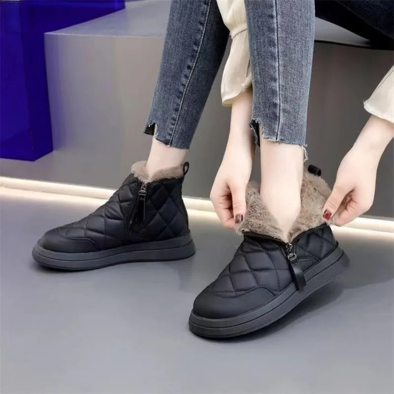 Short Snow Boots 2024 Winter Model with Added Fleece Thickened Waterproof Anti Slip and Warm Womens Short Boots Sneakers241226