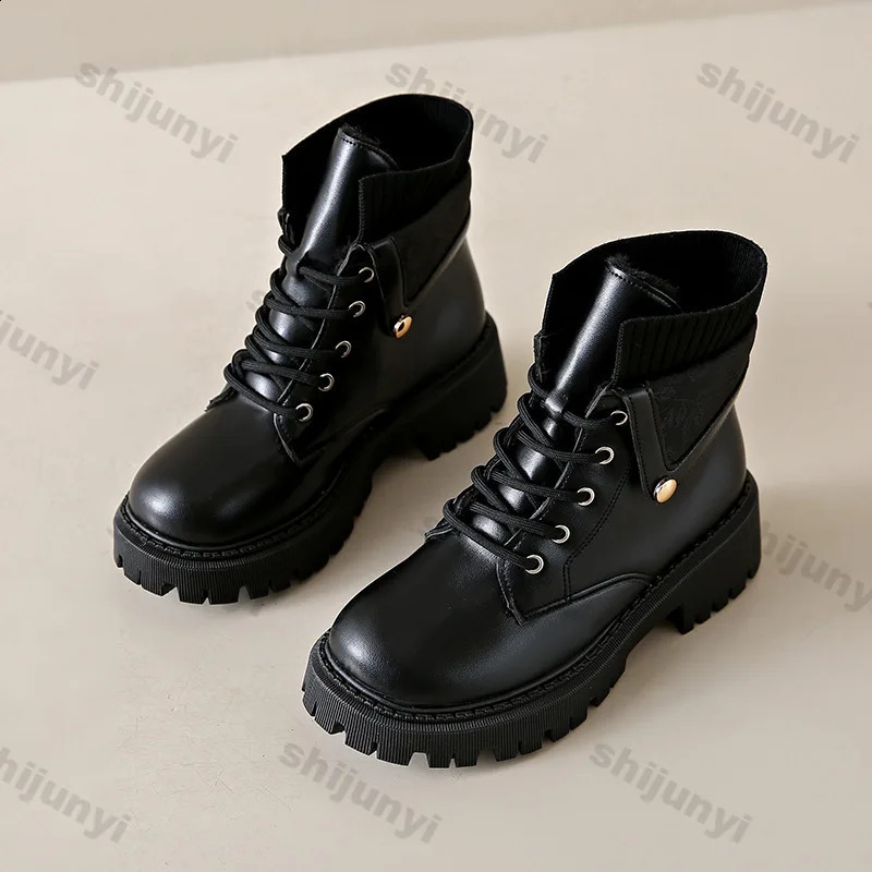 Womens Thick Soled Short Boots Autumn Winter British Style Chunky Heeled Combat Boots Woman Comfort Flat Lace-up Ankle Boot 241226
