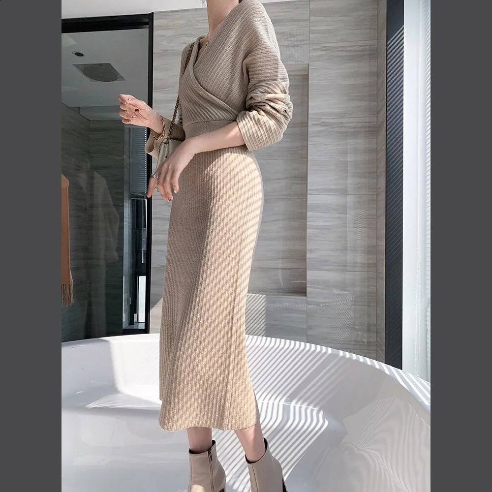 Knitted Sweater Dress Women Autumn Winter V-neck With Long Slim Knit Dresses Female High Waist Elegant Evening Party Dress 241224