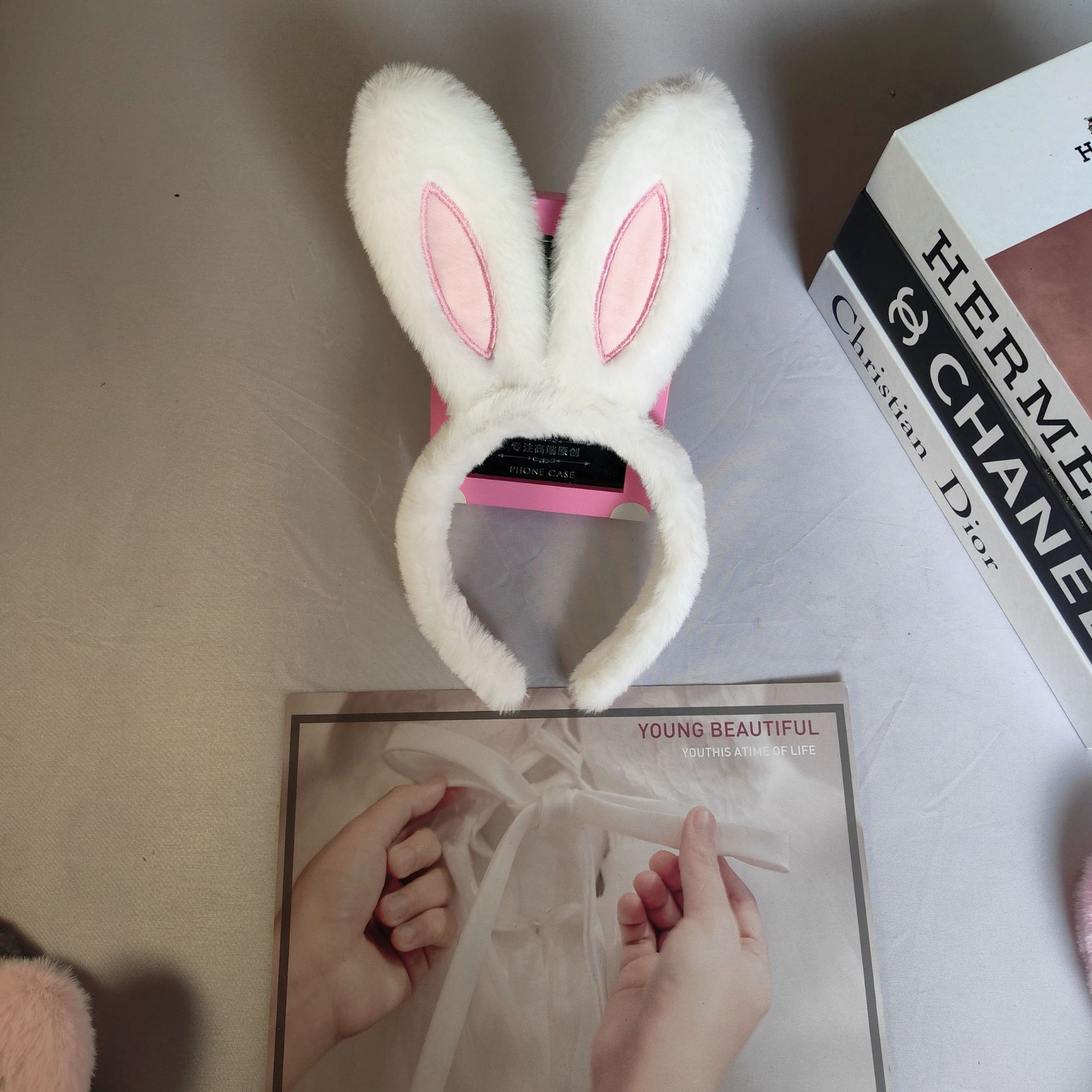 New Korean version cute plush rabbit ear headband female cartoon super cute and versatile bunny face wash makeup headband hair accessory