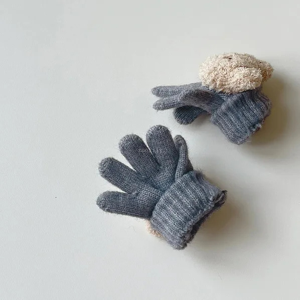 37Y Baby Cartoon Bear Mittens Winter Warm Kids Girl Solid Doll Gloves Knitted Children Toddler Thick Teething Mitten Handschoen 241225