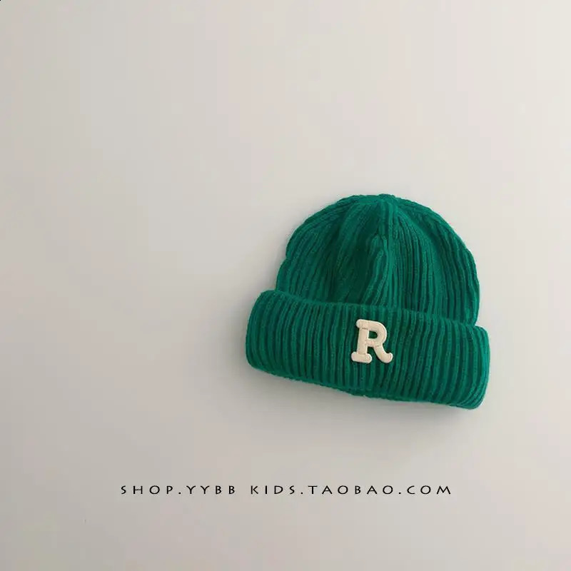 Boys Girls Knitted Hat Autumn And Winter Solid Color Versatile Letter Print Fashion Cap Childs Casual Warm Thickened 241225