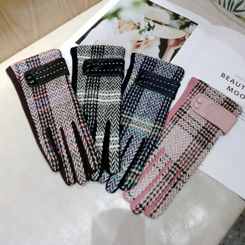 Woolen PU Leather Striped Wool Gloves Korean Version Of Autumn And Winter Button Girl Finger Thick Five-finger Gloves 241226