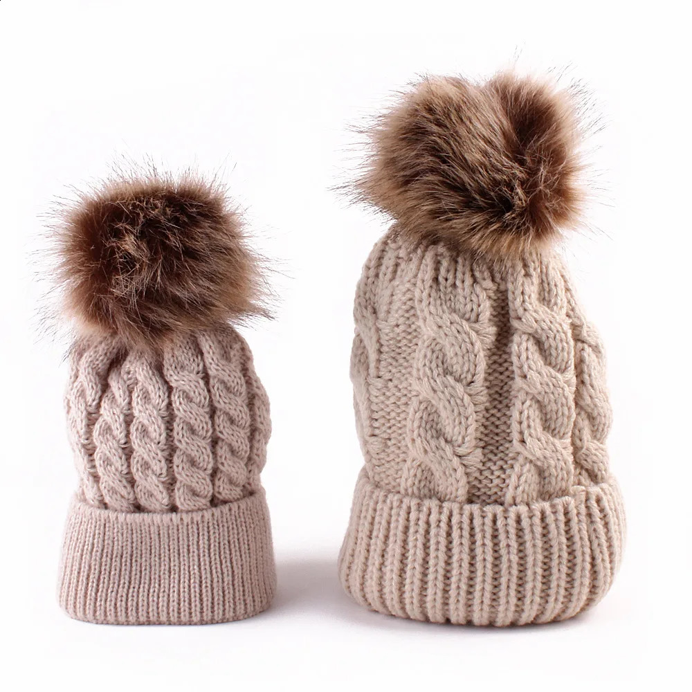 Famliy Matching Hats 2PcsSet Mother Kid Baby Child Warm Winter Knit Beanie Fur Pom Hat Crochet Ski Cap Soft Solid Cute 241225