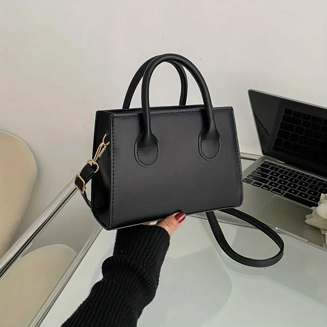 Minimalist Black Small Square Abg All-Mah Top Handle Purse Classic Shoulder Bag For WorkXJ241225