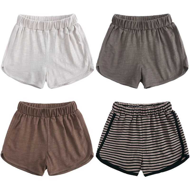 2024 Preschool Boys and Girls Shorts Solid Color Stripe Elastic Childrens Shorts Casual Korean Style Youth and Childrens Legs W241227