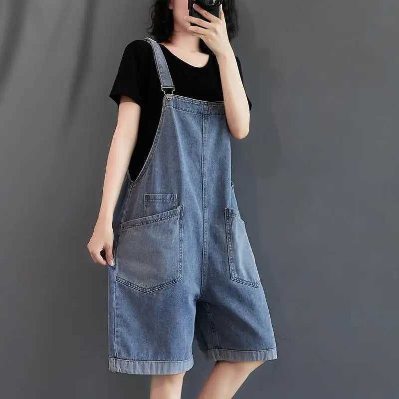 Old children and teenagers loose suspension womens jeans jumpsuit new summer denim game set sling wide leg denim shorts womens tools W241227