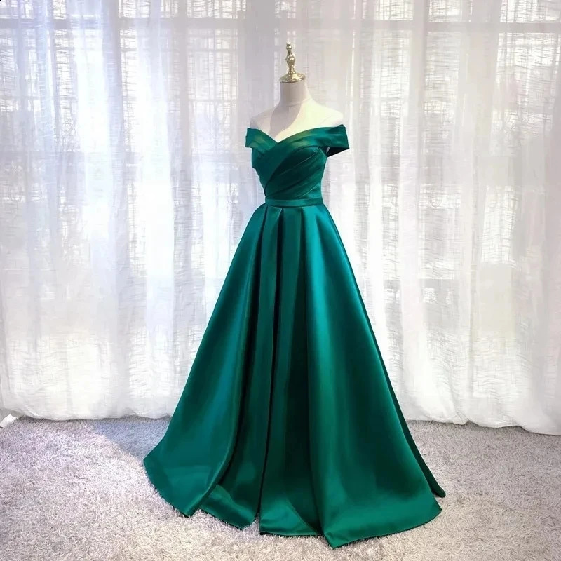Customized Vintage Off The Shoulder Evening Dresses Long Satin Prom Dress Elegant Women Formal Gowns Wedding Dress Party Dresses 241223