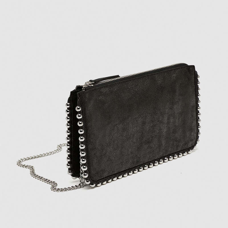 Z Women's 2025 New Chain Texture Square Versatile Fashion Rivet Decoration Black Single Cross Shoulder Small Bag