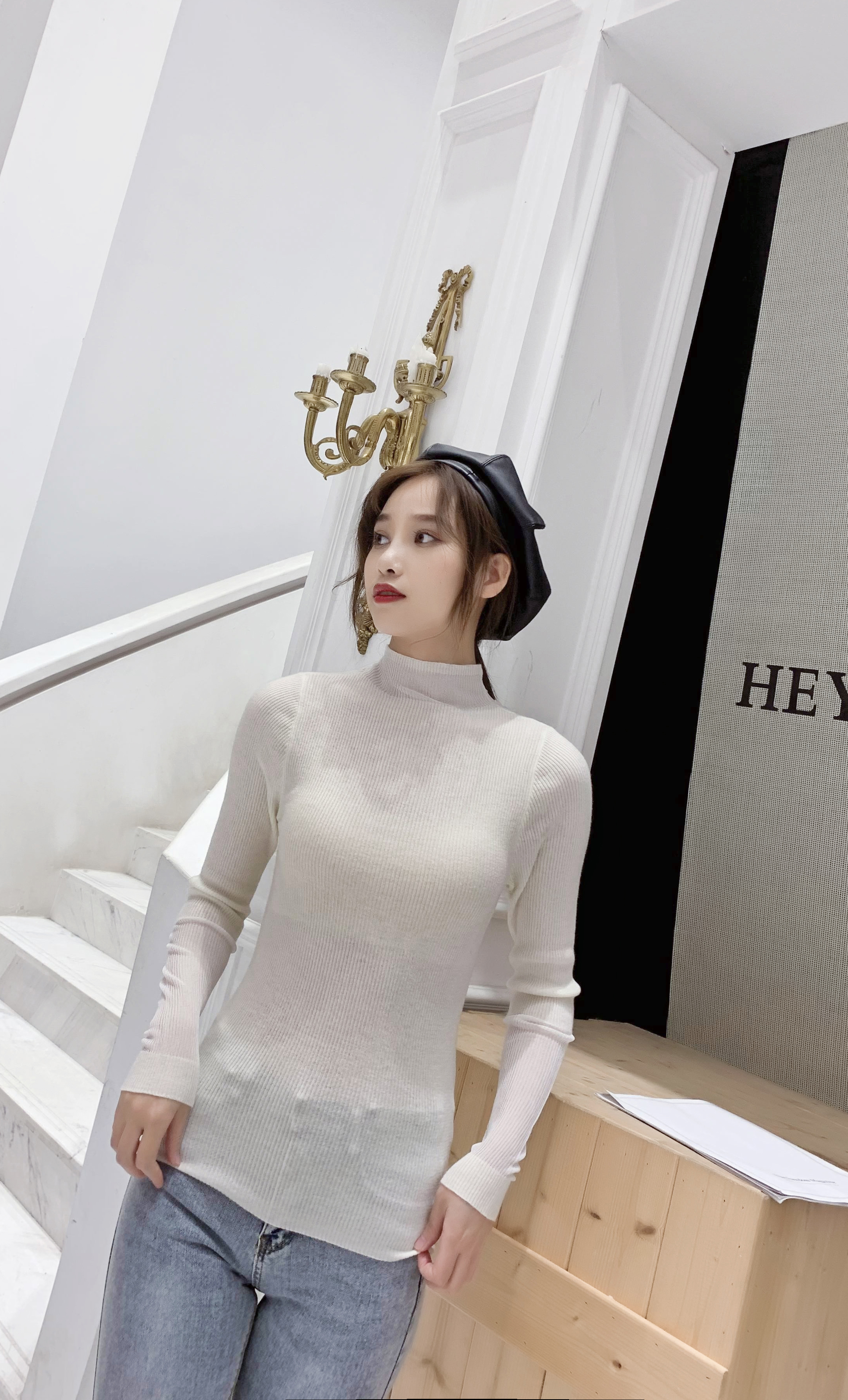 Women's Chic Slim Fit Wool Pullover Cozy & Stylish Fall Outerwear