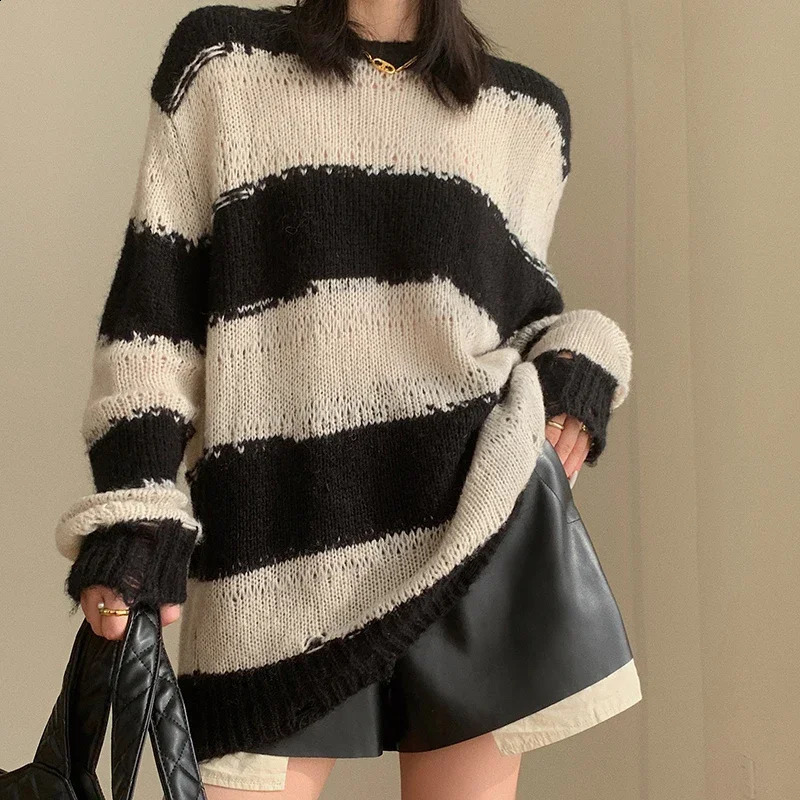 Pullover black and white striped sweater womens autumn winter loose thin versatile bottomed knitted top trendy 1Pc 241223