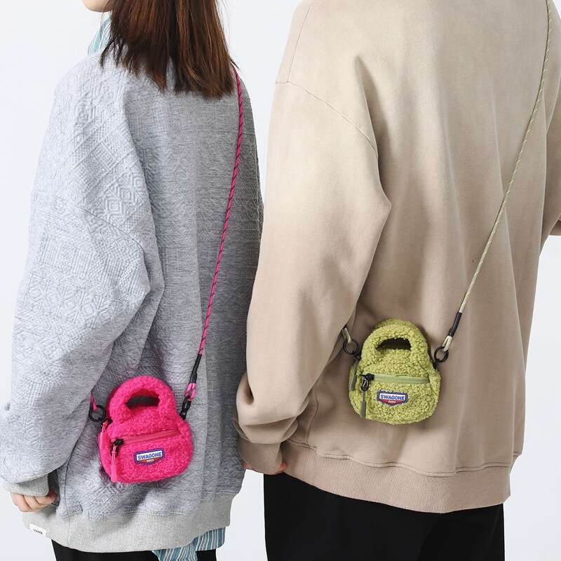 Crossbody Bag, Women's Lamb Fur Plush Cute Autumn And Winter Decoration Pendant, Aron Color Mini Handheld Lipstick Headphone Bag