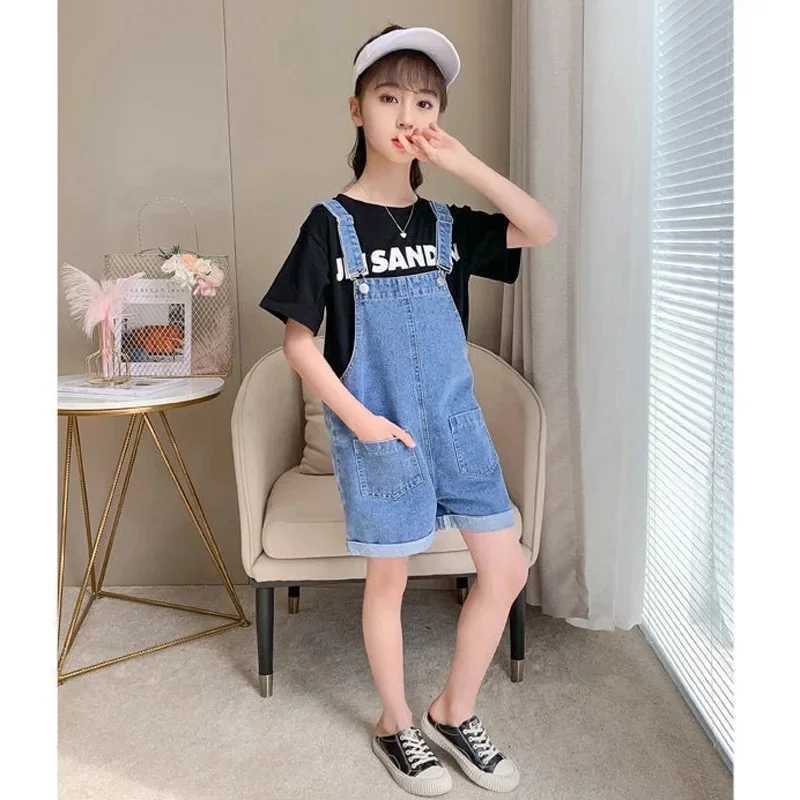 2024 new baby belt jeans summer Korean version ultra-thin girl Capris childrens jumpsuit denim shorts adjustable summer pants W241227