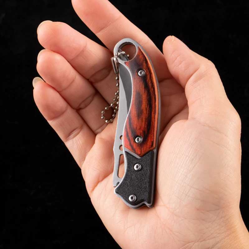 Kitchen stainless steel fruit knife sharp pocket folding knife folding knife with keychain wooden handle flat knife kitchen knives Y241227