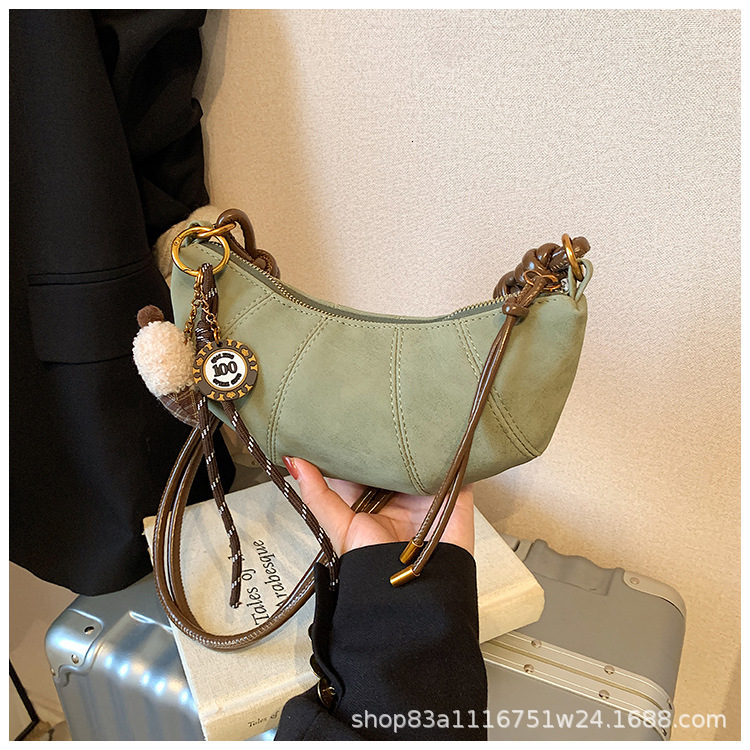 2025 New Moon Dumpling Bag Designer's Single Shoulder Bag Still Single Cross Shoulder Women's Bag Lightweight Bag