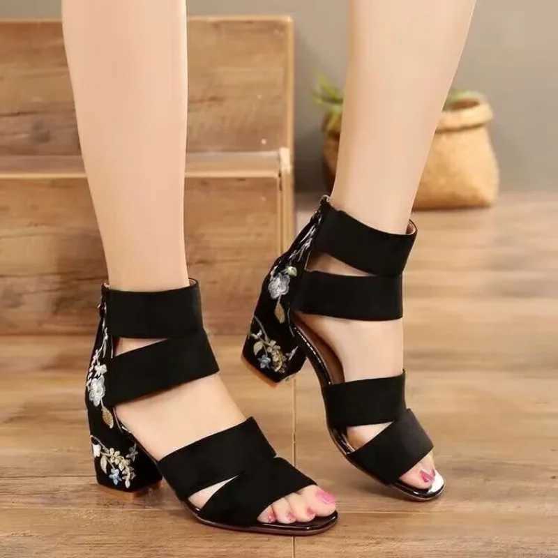 High Quality Shoes for Women New Ankle-Wrap Womens Sandals Summer Black Embroidered Mid-heel Sandals Elegant Open Toe Square Heel Women T241227