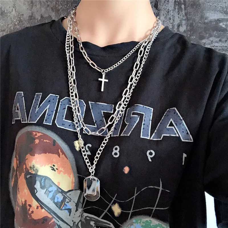 2021 Fashion Multilayer Silver Color Metal Chain Cross Necklace Couple Hip Hop Punk Geometric Pendant Necklaces for Women MenXJ241227