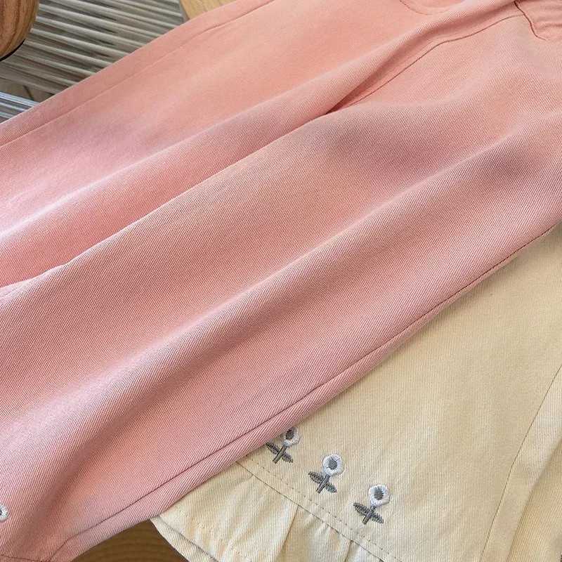 Spring and summer new girls and childrens embroidered flower jeans fashionable and fresh childrens pants Korean breathable soft baby pants W241227
