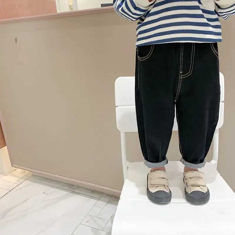 Baby Boy Girl Loose Jeans New Fashion Korean Sle Casual Solid Color Jeans Spring Autumn Childrens Denim Pants For 1-7 Years W241227