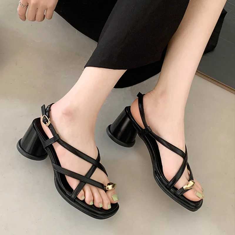 High Quality Sandals Designer New Dress Women Metal Decoration Ladies Narrow Band Thick Heels Female Shoes Outside Party Clip Toe T241227