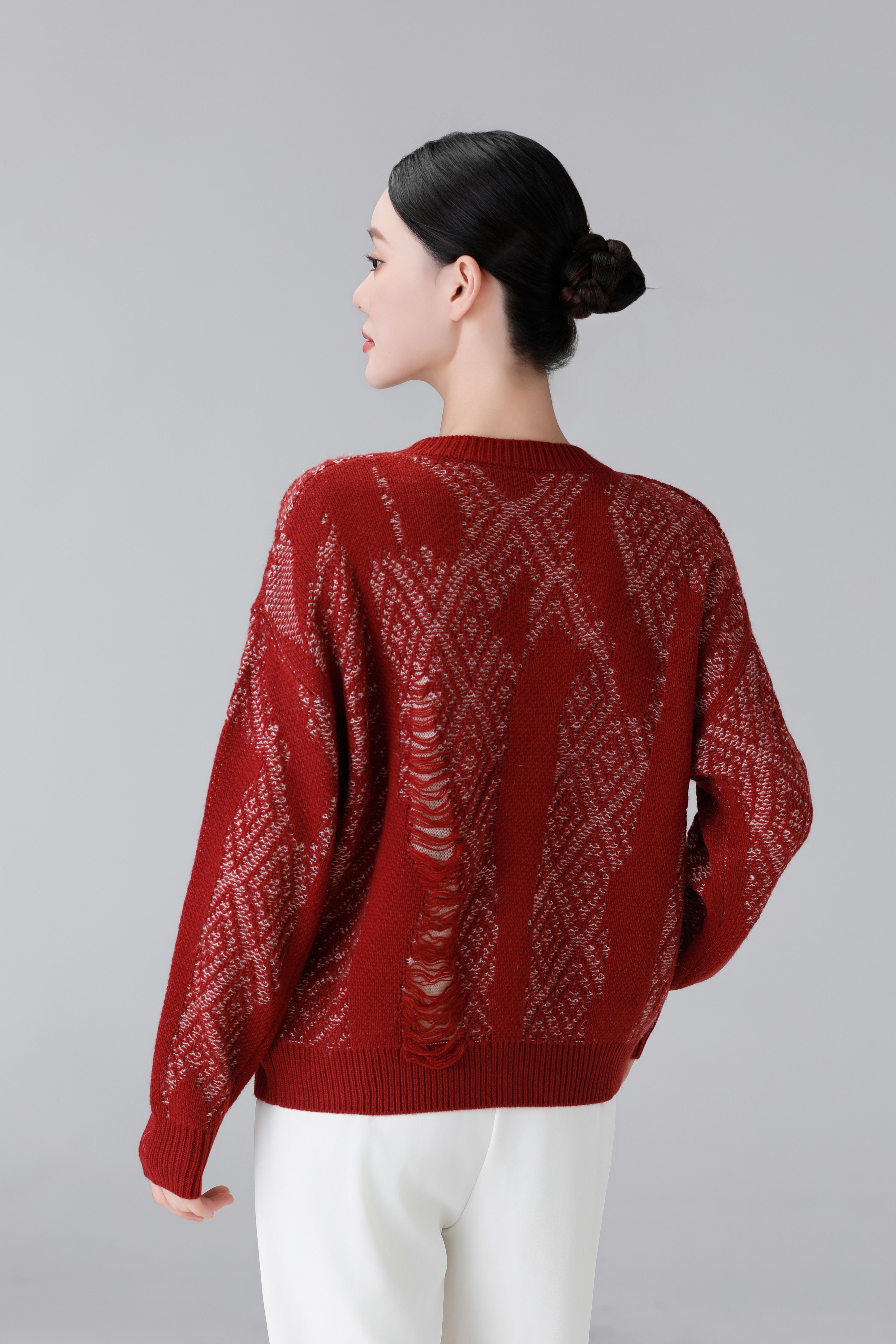 Trendy Slim-Cut Merino Wool Top for Ladies - Fashionable Fall Layering