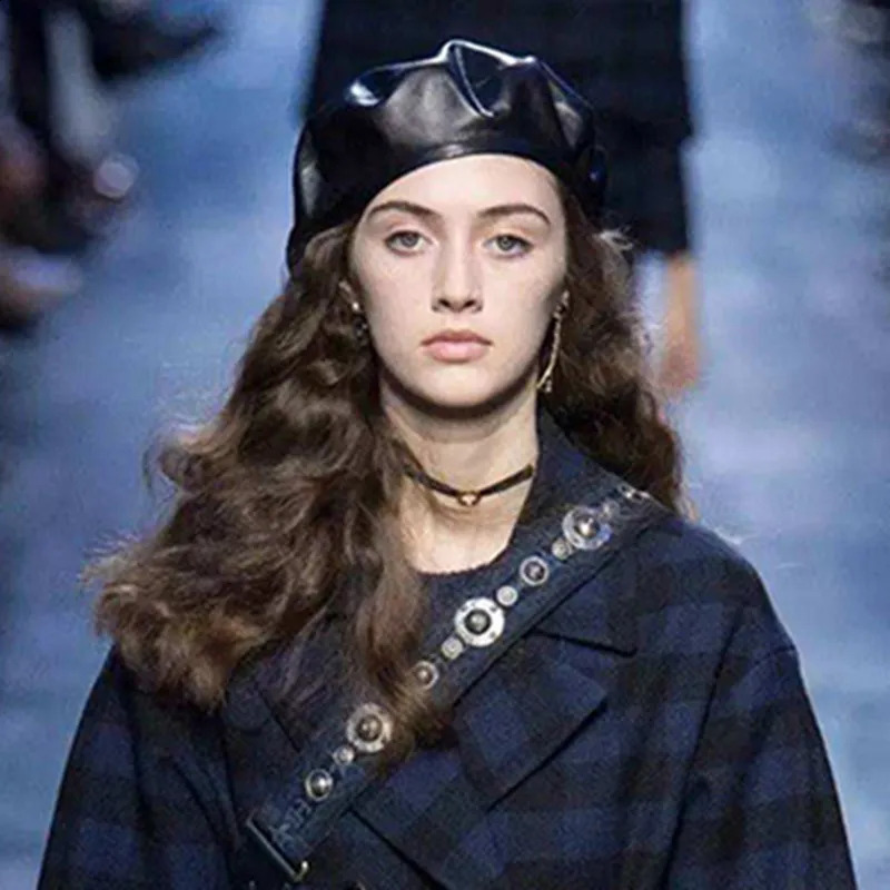 Autumn and winter lambskin Beret female European and American style British painter hat fashion casual versatile Leather Hat 241226