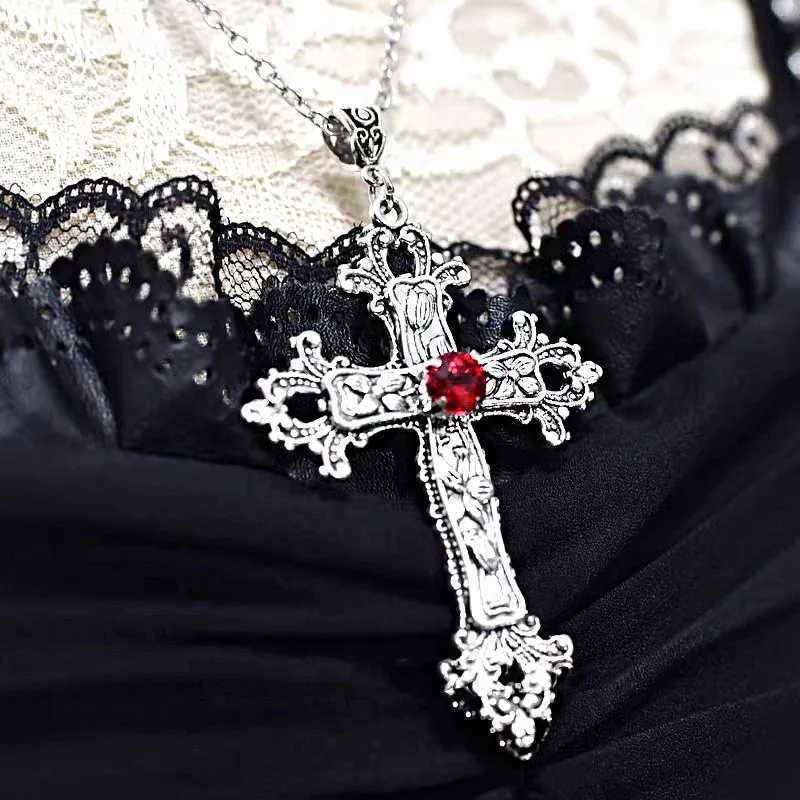 Y2K Punk Cross Pendant Necklace for Women Gothic Clavicle Vintage Chain Choker Necklace Aesthetic Party Gifts Fashion JewelryXJ241227