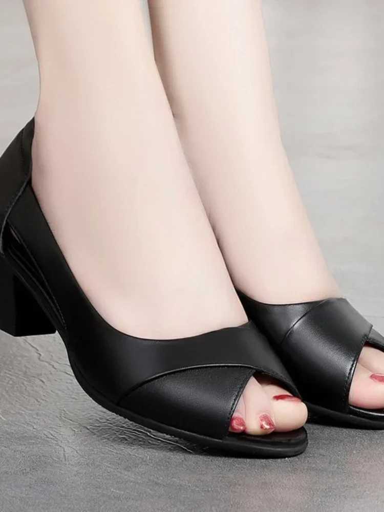 High Quality Leather Women Shoes Comfortable Ladies Mid Heel Sandals Hollow Peep Toe Square Heel Sandals Woman Footwear T241227