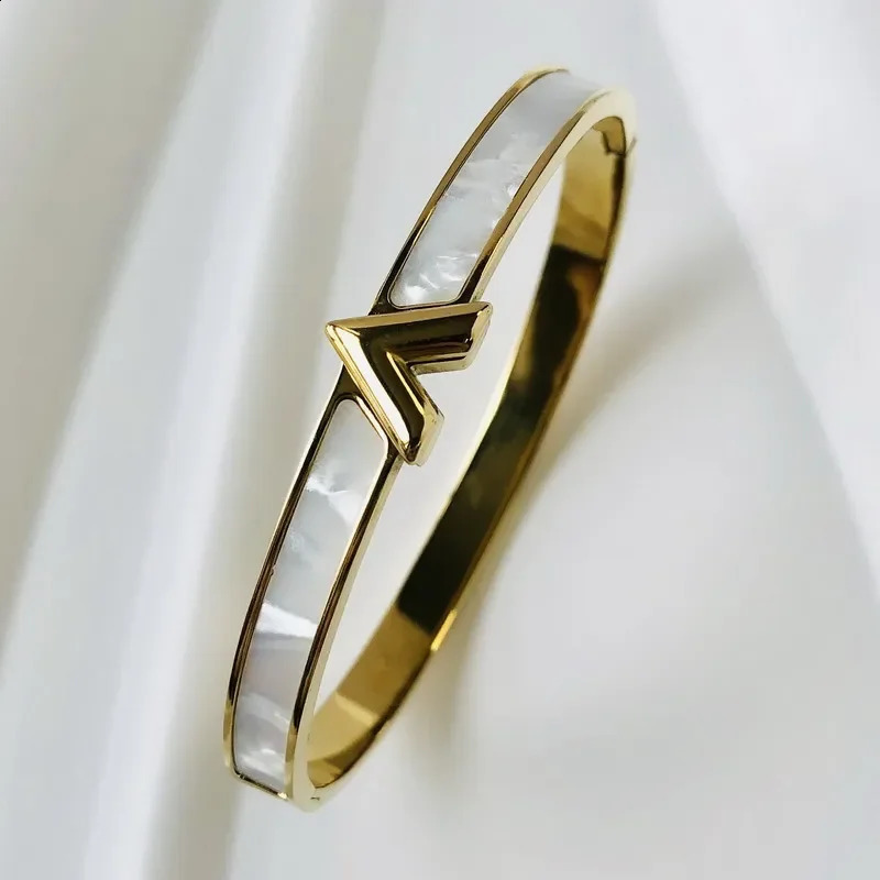 n Stainless Steel Zircon inlaid Bracelets Bangles For Women Gold Silver Color Waterproof Jewelry Gifts 241227